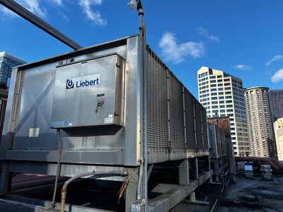 Liebert 150 Ton Drycooler
