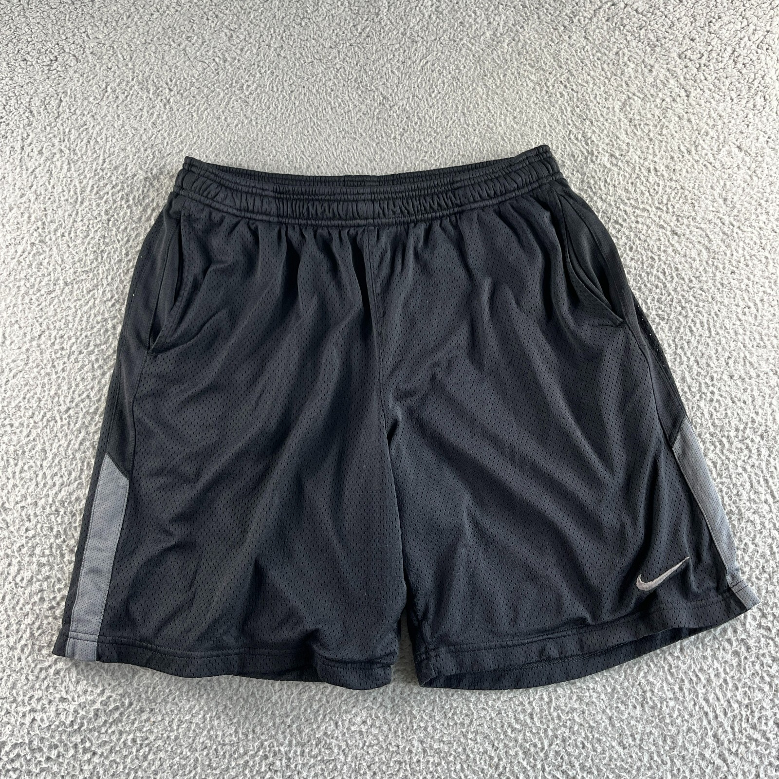 Nike Shorts Mens Large Black Athletic Dri-Fit Basketball Lined Run Train Outdoor