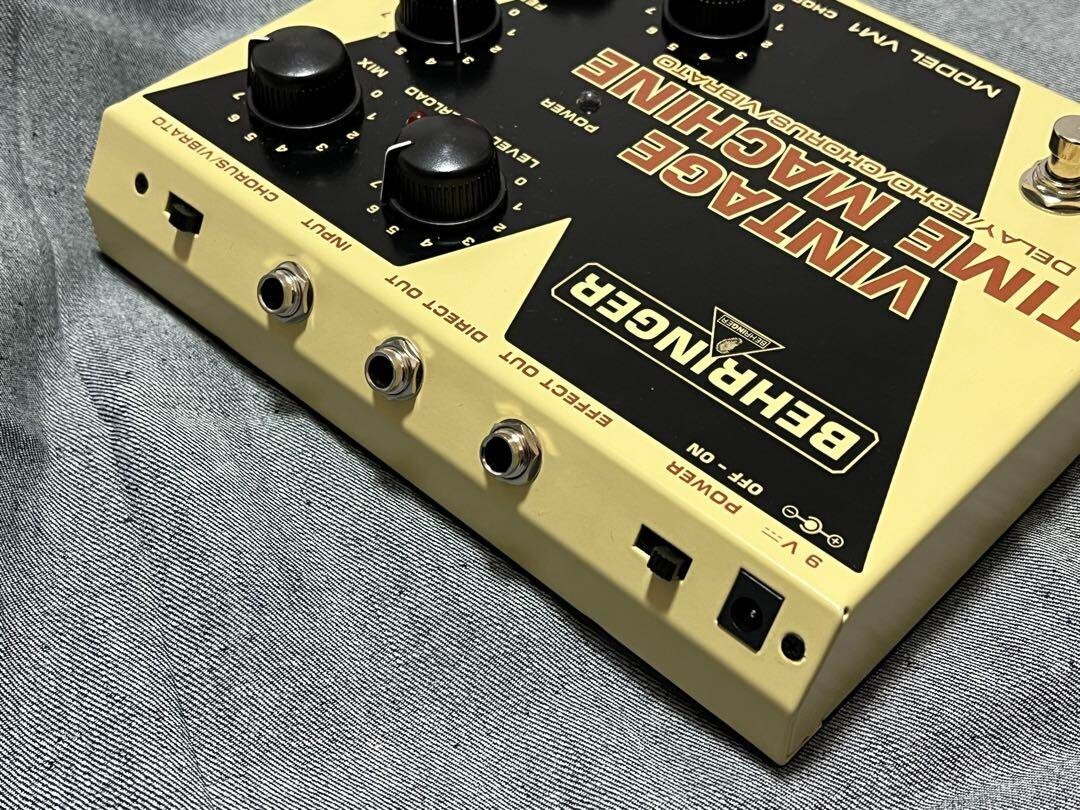 Behringer Vintage Time Machine VM1 Vibrato Guitar Effect Pedal for