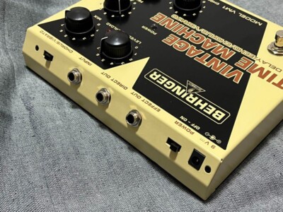 Behringer VM1 Vintage Time Machine Guitar Effect Pedal Very Good
