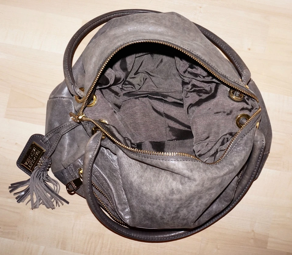 $680 BADGLEY MISCHKA Gray Leather 11 x 14 Slouchy Handbag *HEAVIER WEAR* - Image 4 of 4