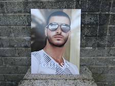 Shop display advertising Guess designer eyewear - LG standing cardboard