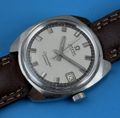 VINTAGE OMEGA SEAMASTER COSMIC SWISS WATCH AUTOMATIC MOVEMENT TWO