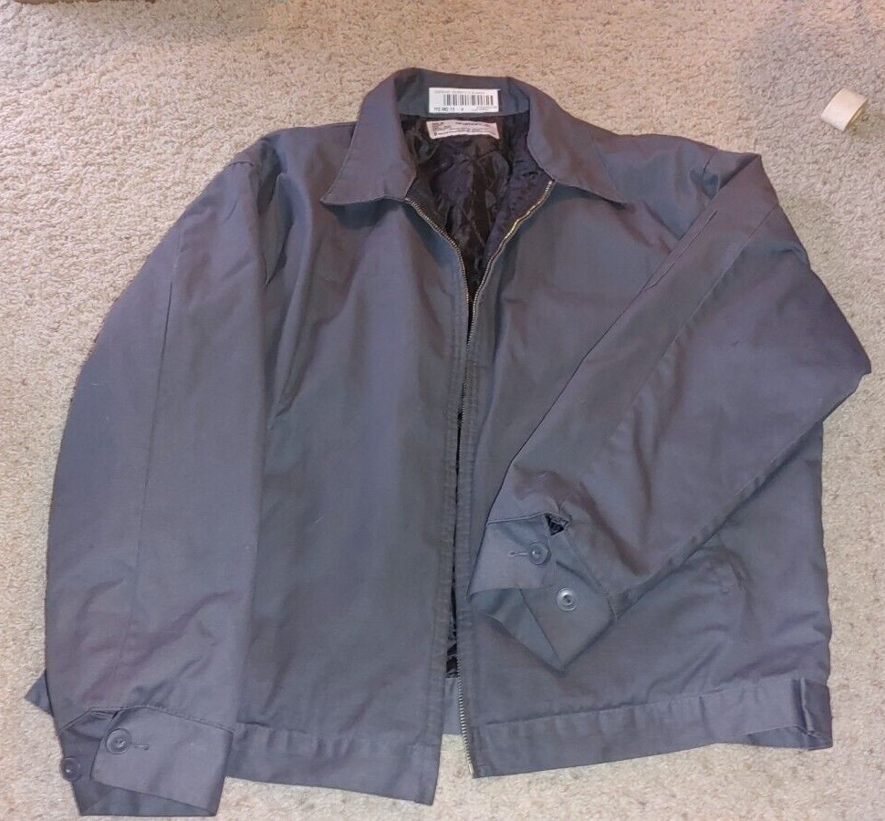 Aramark Gray Gas Station Zip Up Quilted Jacket XL 65/… Gem