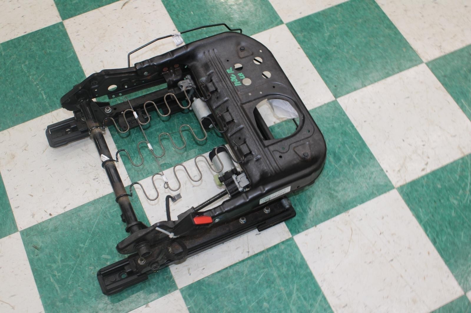 14-22 Ghibli Front Driver Left LH LF Side Seat Track Unit Factory OEM OE OE WTY