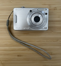 Sony Cyber-shot DSC-W55 Silver 7.2MP Compact Camera 3x Zoom 2.5" LCD - Read Desc