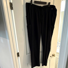 Easy stretch Black Scrub Pants Bottoms with elastic waist Only worn once