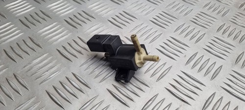 Volkswagen PASSAT CC 2013 Benzin 118kW Turbolader Druckwandler Magnetventil