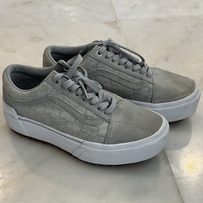VANS Old Skool Sage Gray Low Top Sneaker Suede embossed checkerboard pattern