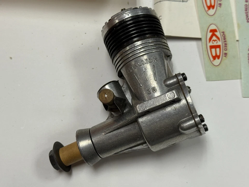 Rare New in Box K and B Stallion .35 Control Line CL Model Airplane Nitro Engine - Image 3 of 3