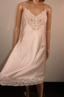 DAVID NIEPER PINK GLOSSY SATIN POLY & LACE FULL SLIP PETTICOAT SIZE 18 TALL