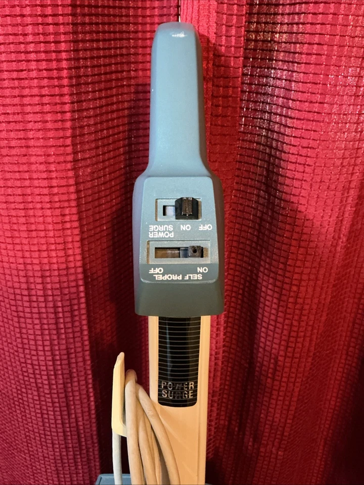 Hoover U3315-070 Concept One Upright Vacuum Cleaner Power Drive. New Belt & Bag - Image 3 of 4