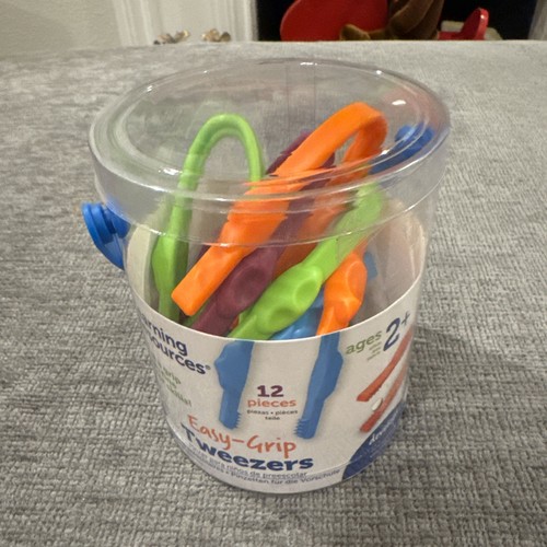 Easy Grip Tweezers Set KIDS Preschool Learning Toy 6 pieces TOTAL. SOLD AS IS