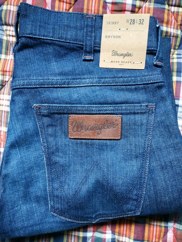Jeans Wrangler Bryson Skinny Blu Uomo W28 L32 Nuovo Con Etichette (Fast \u0026  Royal) | eBay
