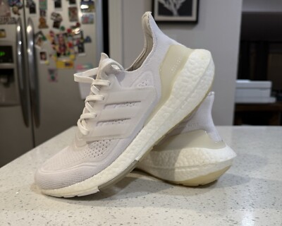 Adidas Shoes Womens 9.5 White UltraBoost DNA 5.0 Sneakers Running Train Casual