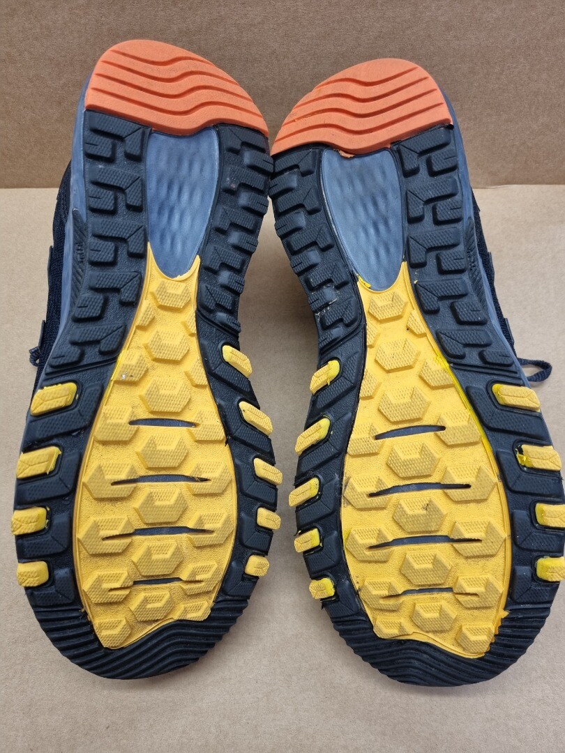 mens NEW BALANCE NB 410 trail running shoes/trainers black/orange UK 10