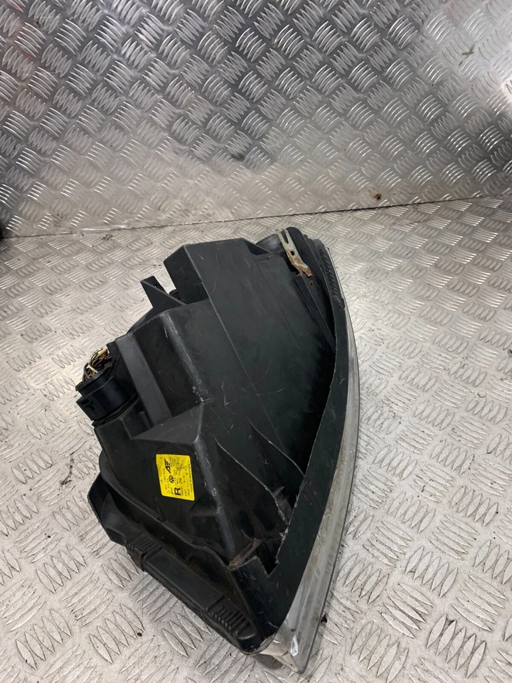 Faro derecho Volkswagen Sharan 2004 lado del conductor #2 Foto 2 de 4