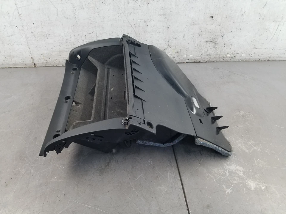 2006 Audi S4 B7 Avant Glove Box ** #2021 J3 - Image 2 of 4