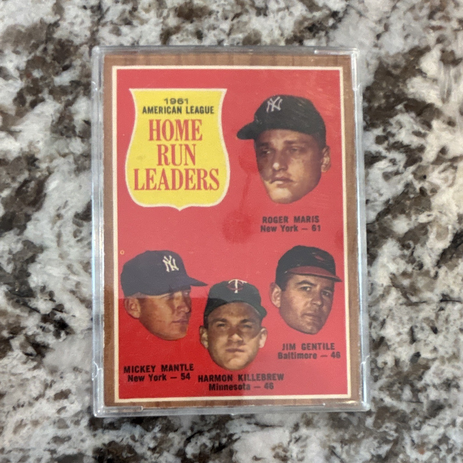 1962 Topps #53 AL Home Run Leaders League Leaders Mantle Maris Killebrew
