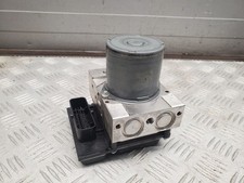 Pompe à essence Mercedes 300
