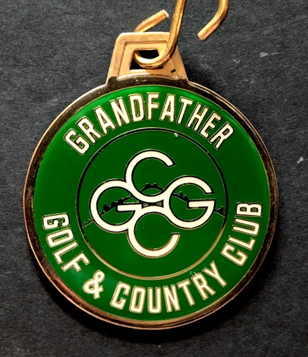 vtg - PGA bag tag - GRANDFATHER GOLF & COUNTRY CLUB cc - Linville NC