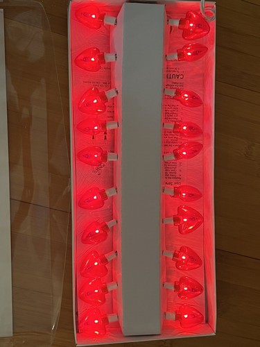 20 Count Heart Shaped Valentine's Day String Lights For Indoor And Outdoor New - Picture 2 of 3