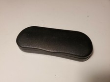 Eyeglasses case   hard case   pink interior
