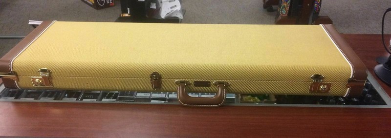 New Fender Tweed Stratocaster Telecaster AVRI Strat Tele Hard Shell Guitar Case