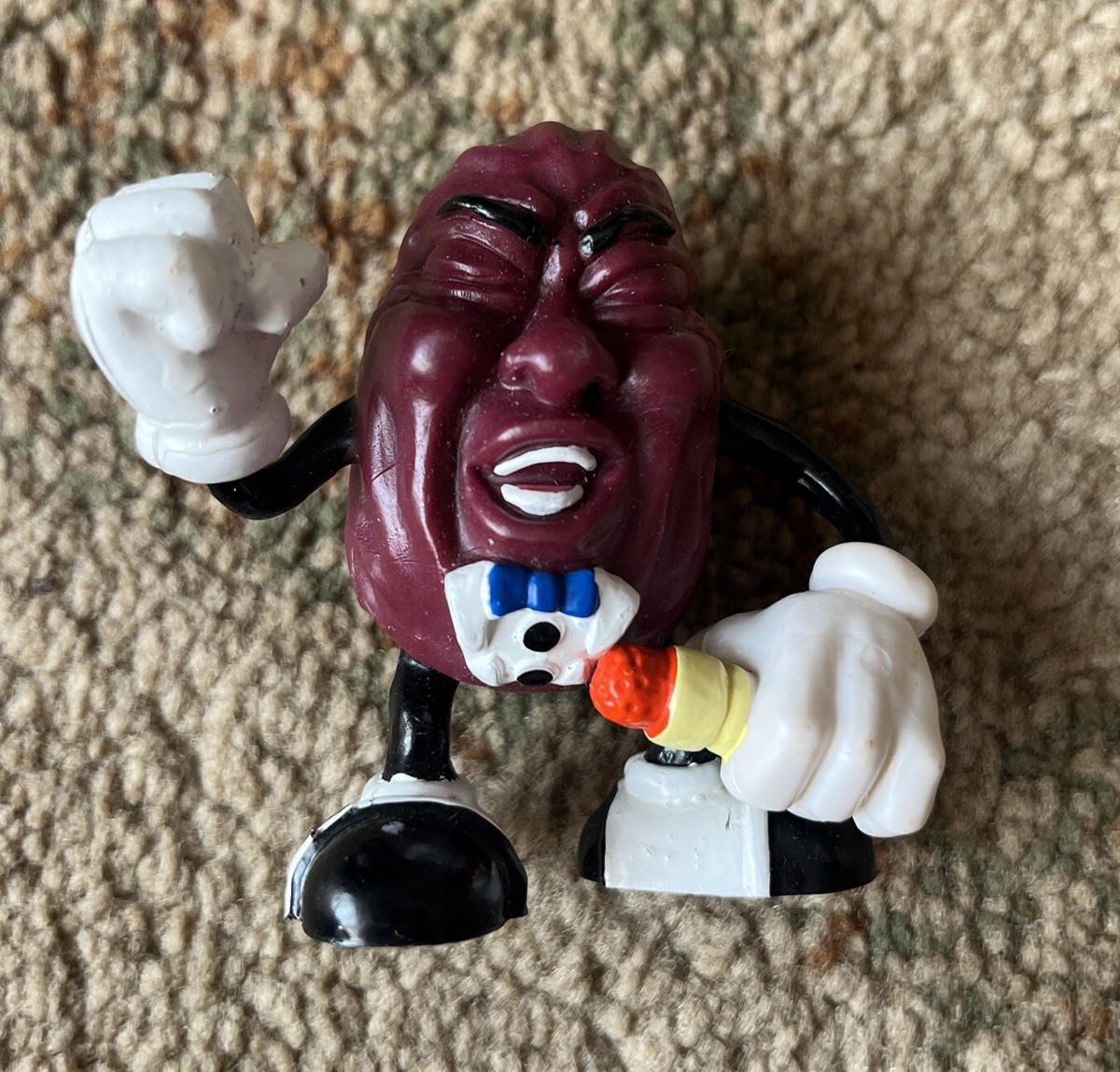 Vintage 1987 California Raisins PVC Figure Singer Singing Guy