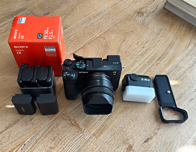 Sony Alpha a7C II Black Mirrorless Camera w/ FE 50mm f/2.5 G Lens