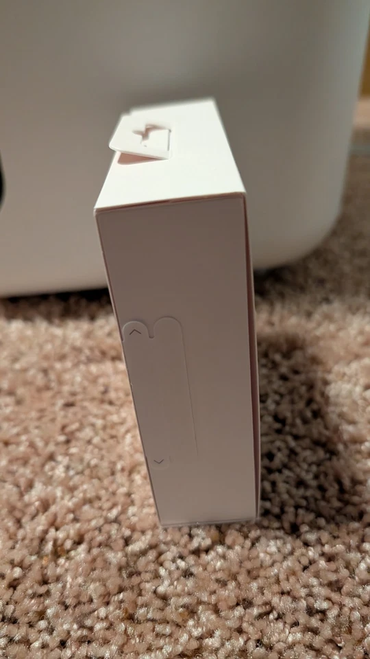 BRAND NEW SEALED Oura Ring 4 Smart Ring Size 11 Activity Tracker, 4th Gen Silver - Image 3 of 3