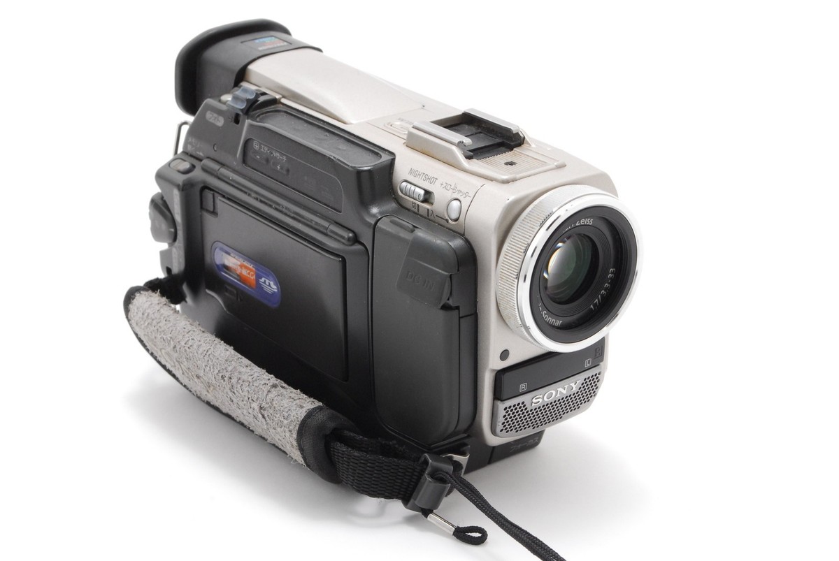 NEAR MINT】 Sony DCR-TRV10 Handycam Mini DV Digital Camcorder FROM