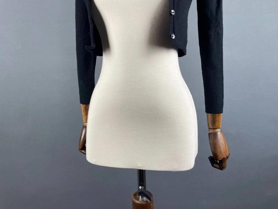 Dolce&Gabbana Mujer Cárdigan Recortado Suéter Negro Manga Larga Botón Frontal Foto 4 de 4