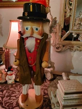 Steinbach Nutcracker “DER SCHWEITZER” (ES1856) Limited Edition-Very RARE