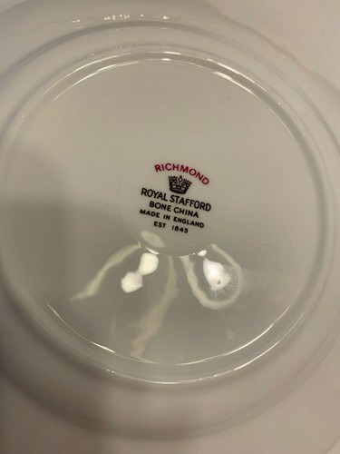 Set of 6 Royal Stafford -Richmond Pattern Salad/Dessert Plates - Picture 3 of 4