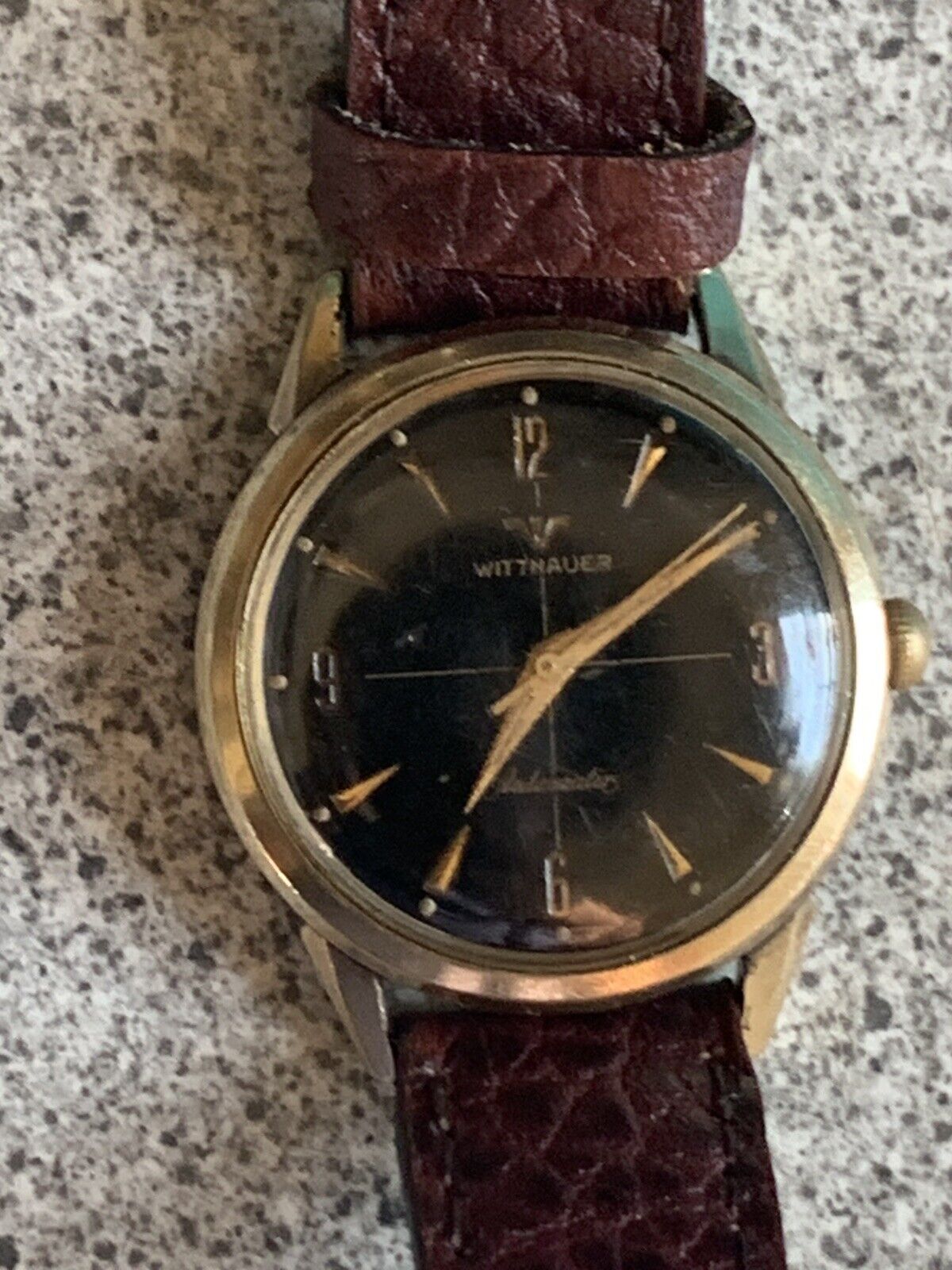 Vintage Longines-Wittnauer 17j Automatic Crosshairs Black Glossy Dial 10k G.F