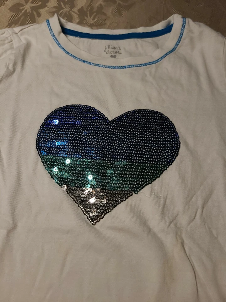 JILLIAN'S CLOSET GIRL'S WHITE WITH SEQUINS LONG SLEEVED SHIRT TOP ♡ S (7-8) - Image 2 of 4