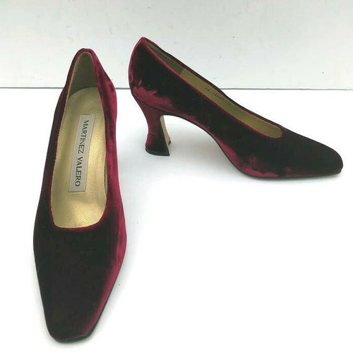 Elegant Martinez Valero Wine Maroon Red 
