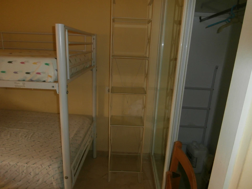 Vendo cama nido de 80 cm y litera metálica de 90 cm color blanco - Imagen 2 de 3