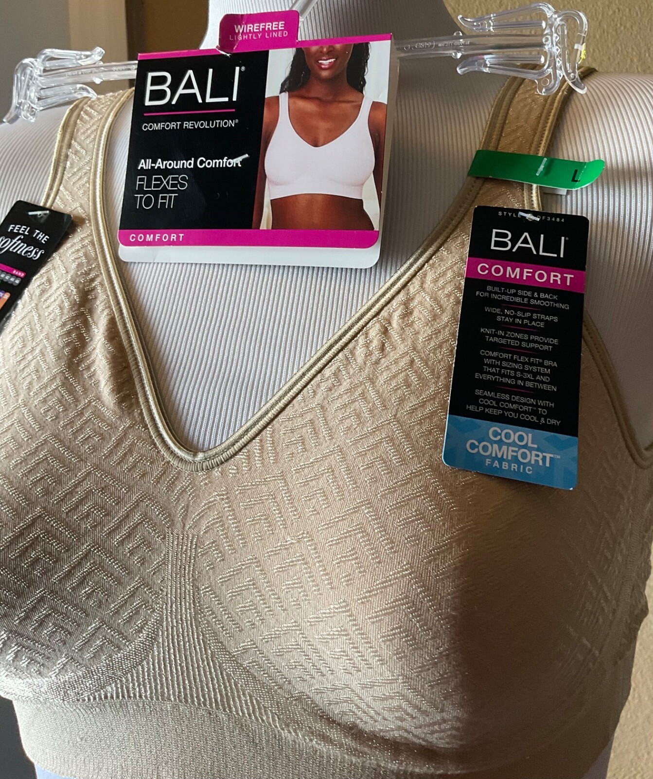 NEW Bali Large Beige DF3484 11M Comfort Revolution Flexes to Fit Wirefree Bra eBay