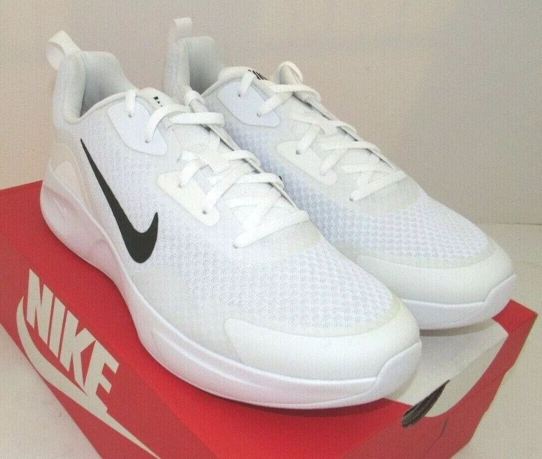 Nike men's hotsell mesh sneakers