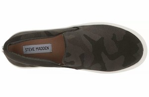 steve madden camo gills