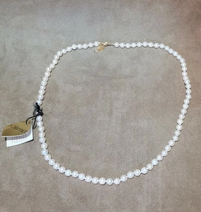 Oc tanner necklace sale