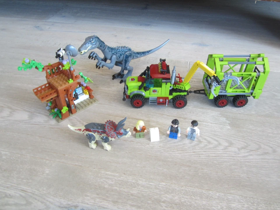 Lego®-Baustein weiß & Jurassic World-Set (Klemmbausteinset) LKW mit Anhänger - Bild 1 von 4