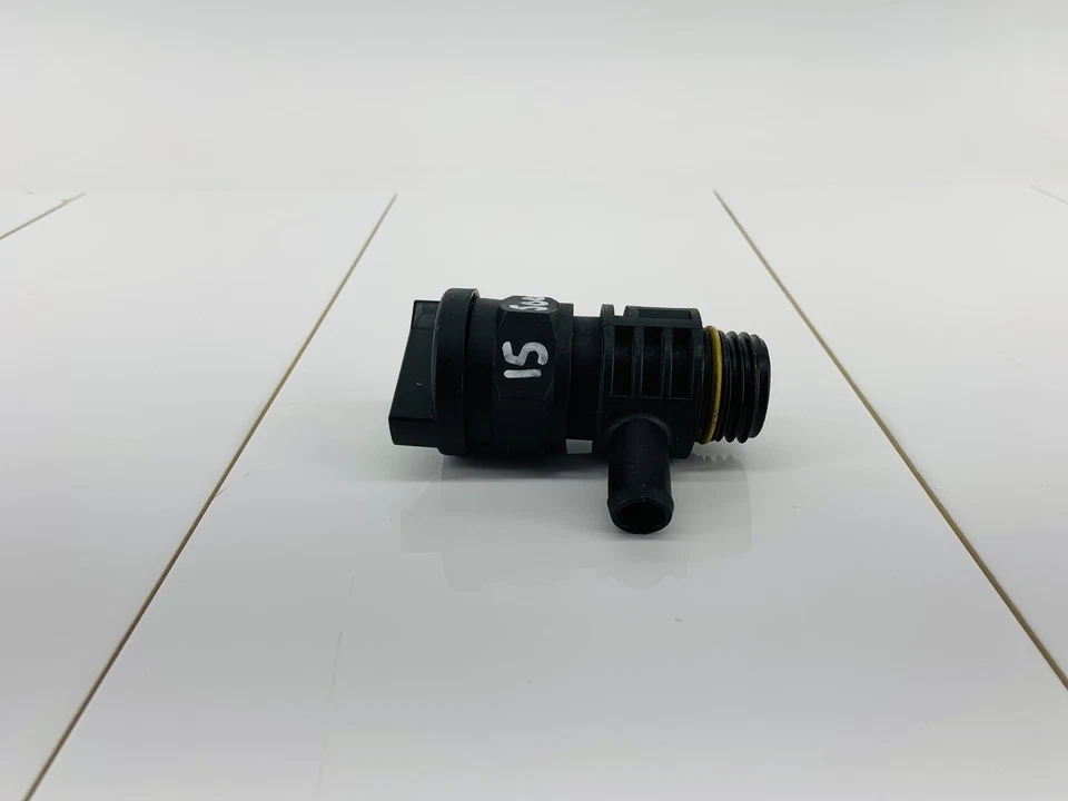 12-17 FIAT 1.4L L4 MOTOR DE GAS CULATA VÁLVULA CUBIERTA LLENADO DE ACEITE TUBO DE CUELLO OEM Foto 3 de 4