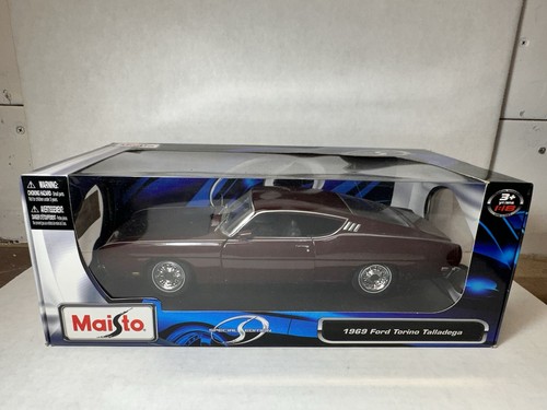 Maisto 1969 Ford Torino Talladega Burgundy Red 1:18 Diecast - Bild 2 von 8
