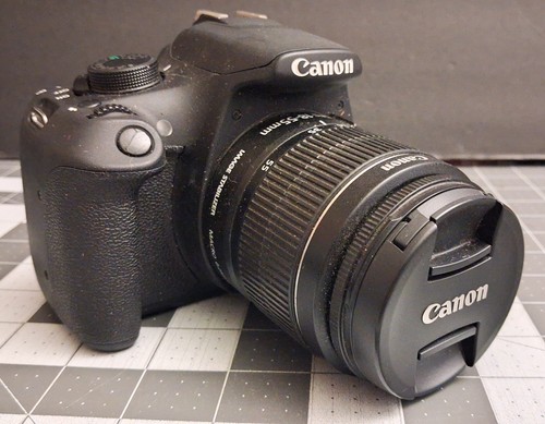 Canon EOS Rebel T5 DSLR Camera EF-S 18-55mm f/3.5-5.6 II Lens UNTESTED