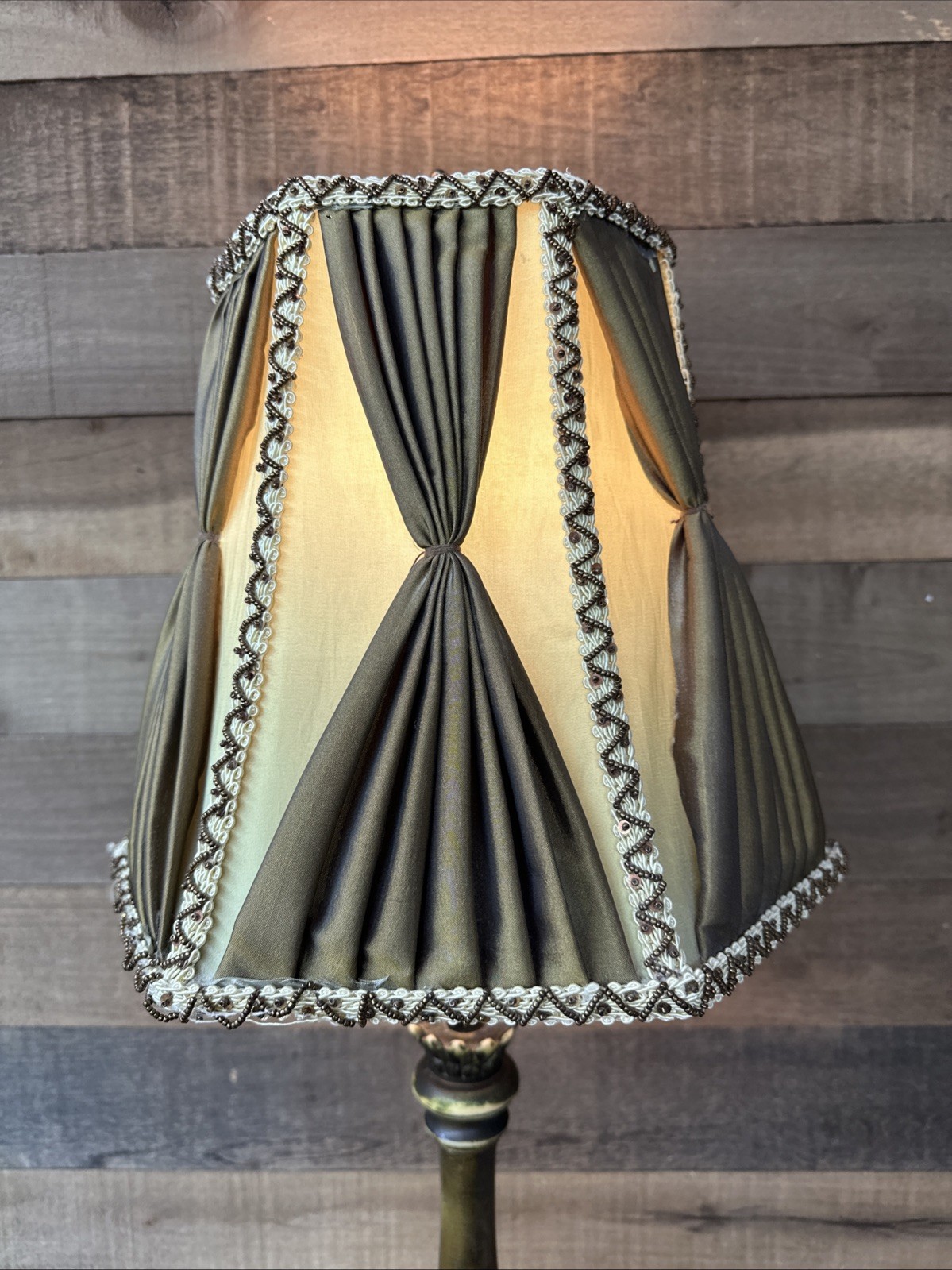 Vintage MCM Tall Table Lamp Swing Arm And Green Shade 28”