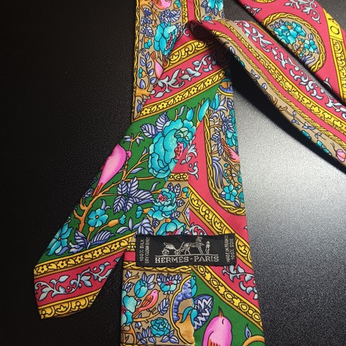 Hermes Paris Designer Necktie Bird Floral Horse Pattern Red Tie 100% Silk 56" - Picture 4 of 20