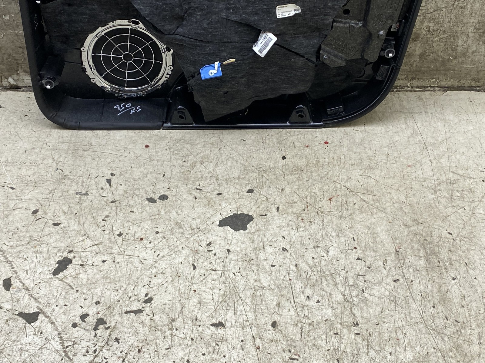 2015-2020 BENTLEY BENTAYGA OEM LH FRONT LEFT DRIVER INNER DOOR TRIM PANEL BLACK